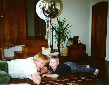 Zach, Beate, and Ballons